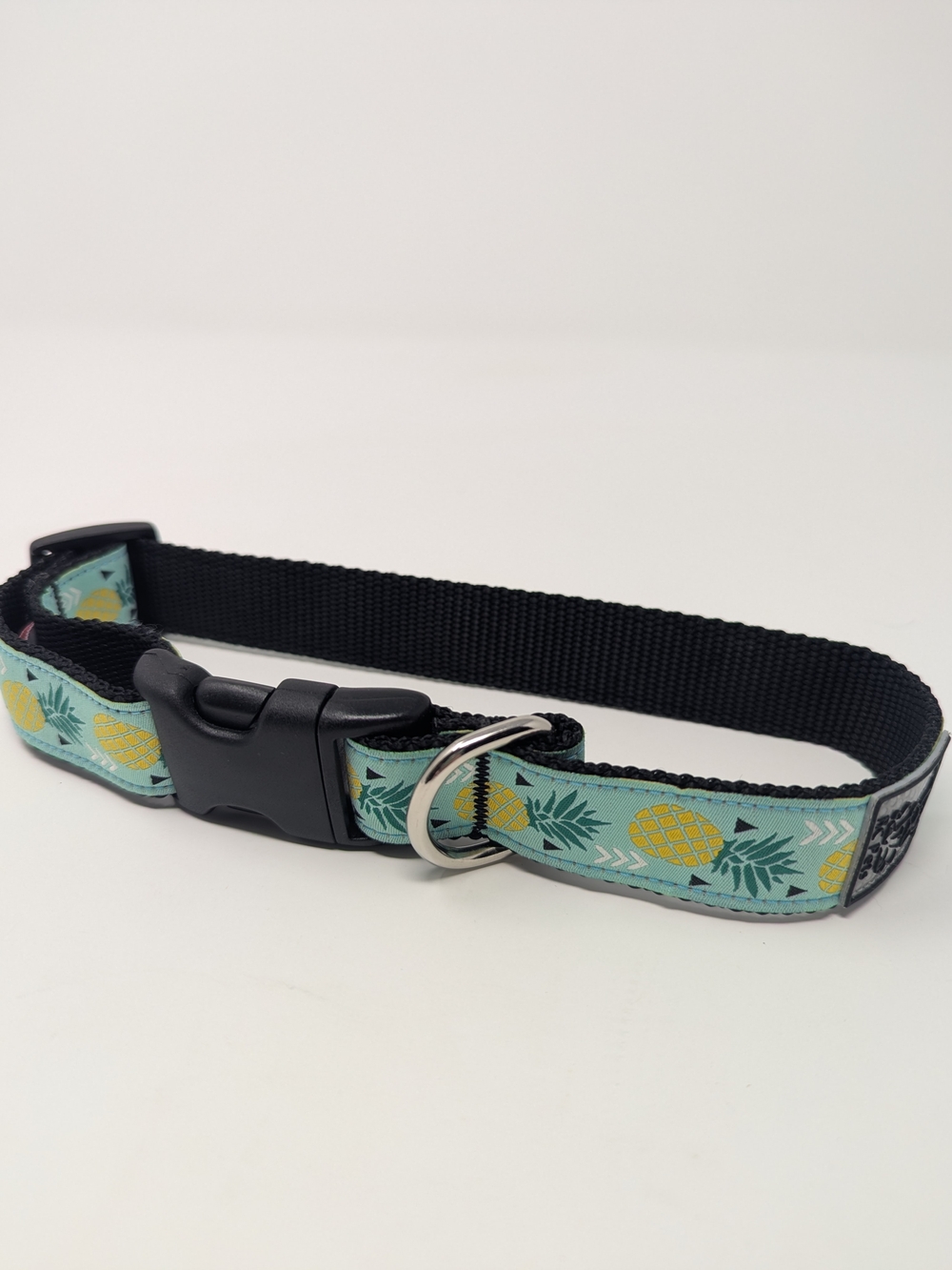 Medium Pet Collar with Pineapple Print - Aqua